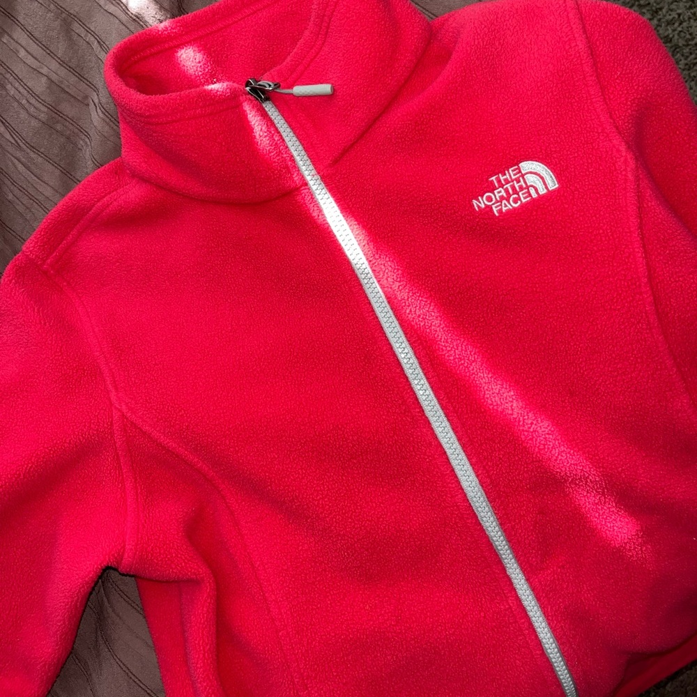 Bright Pink Northface fleece jacket 💓💓💓